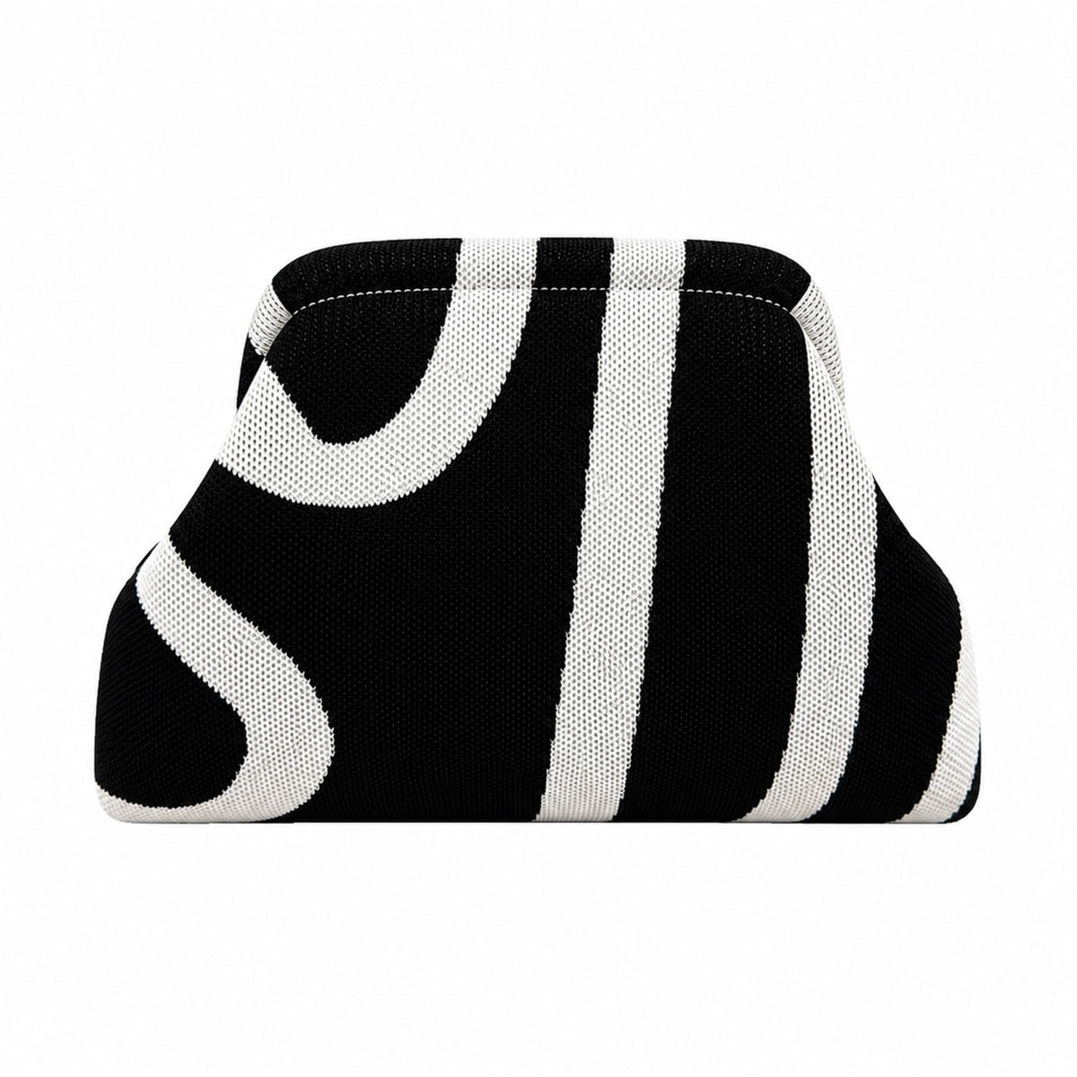 Knitty – The Snap-Shut Makeup Bag