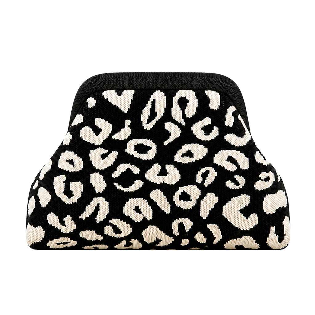 Knitty – The Snap-Shut Makeup Bag