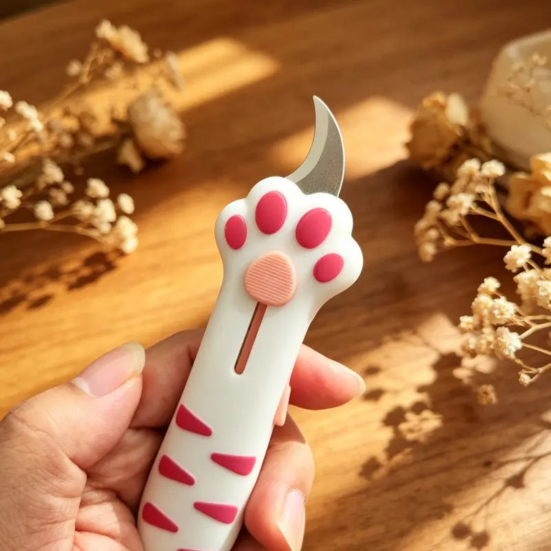 Cute Cat Claw Craft Knife, Creative Unboxing Tool, Stainless Steel Blade, Office Cutting Supply, Ideal for Home Office School, Perfect Gift, angel cat, black cat look, Open package, outie kitty cats, squishy cat