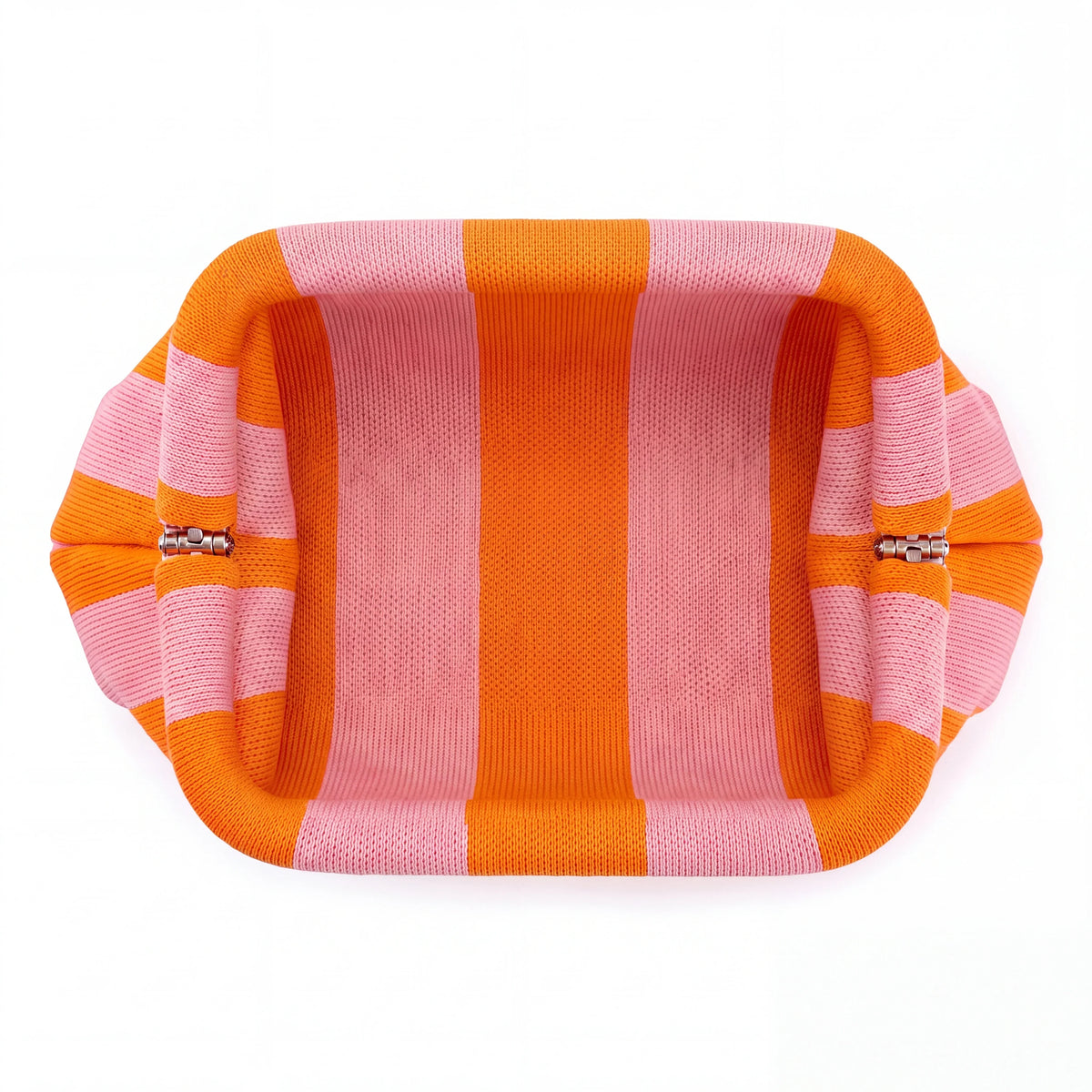 Knitty – The Snap-Shut Makeup Bag